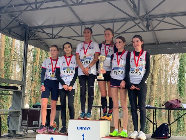 Championnats des Yvelines de Cross : Vernouillet ATHLE était bien au  RDV!!!